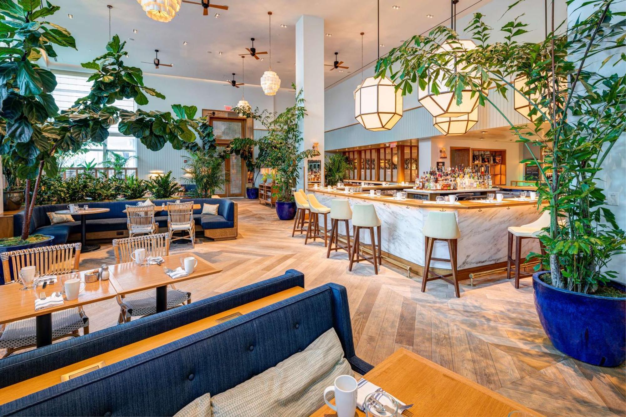 Station touristique The Diplomat Hollywood, Curio Collection By Hilton