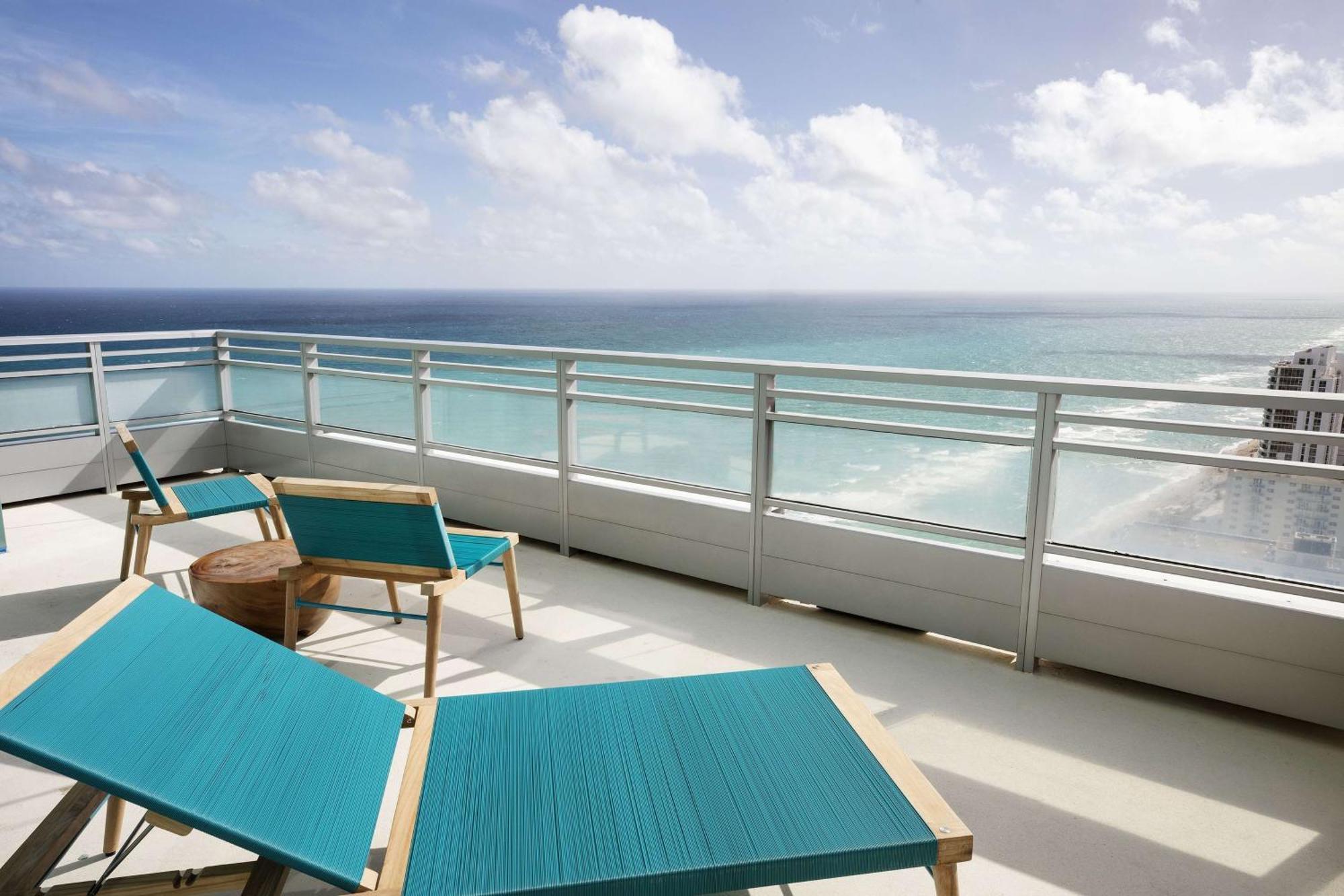 The Diplomat Hollywood, Curio Collection By Hilton Station touristique 4*