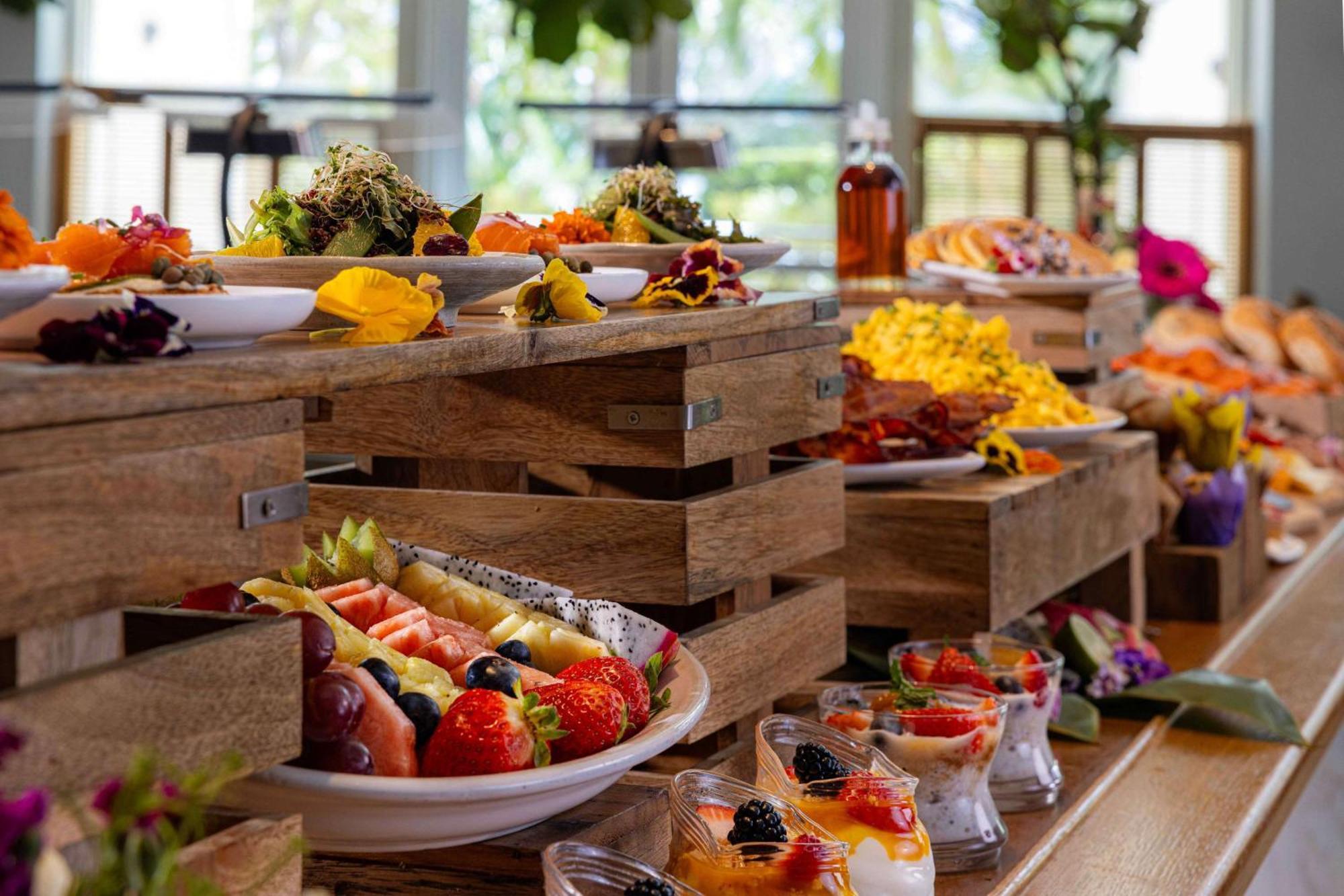 Resort The Diplomat Hollywood, Curio Collection By Hilton Hollywood