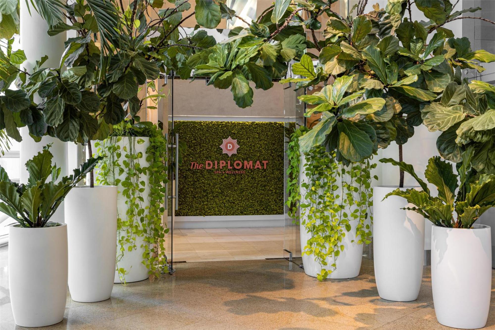 The Diplomat Hollywood, Curio Collection By Hilton 4* Hollywood