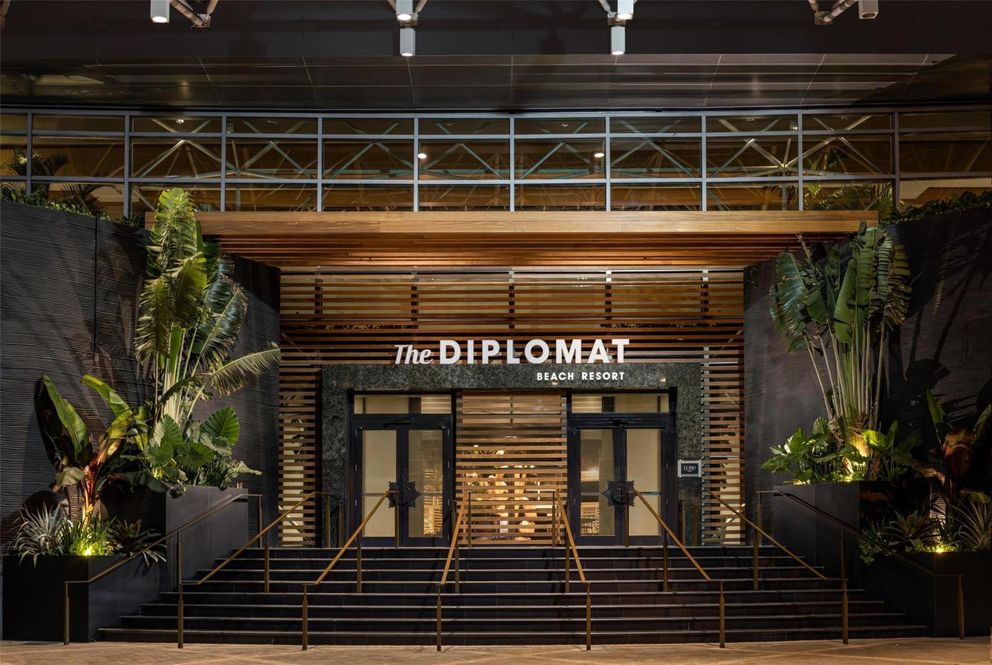 The Diplomat Hollywood, Curio Collection By Hilton Resort 4*